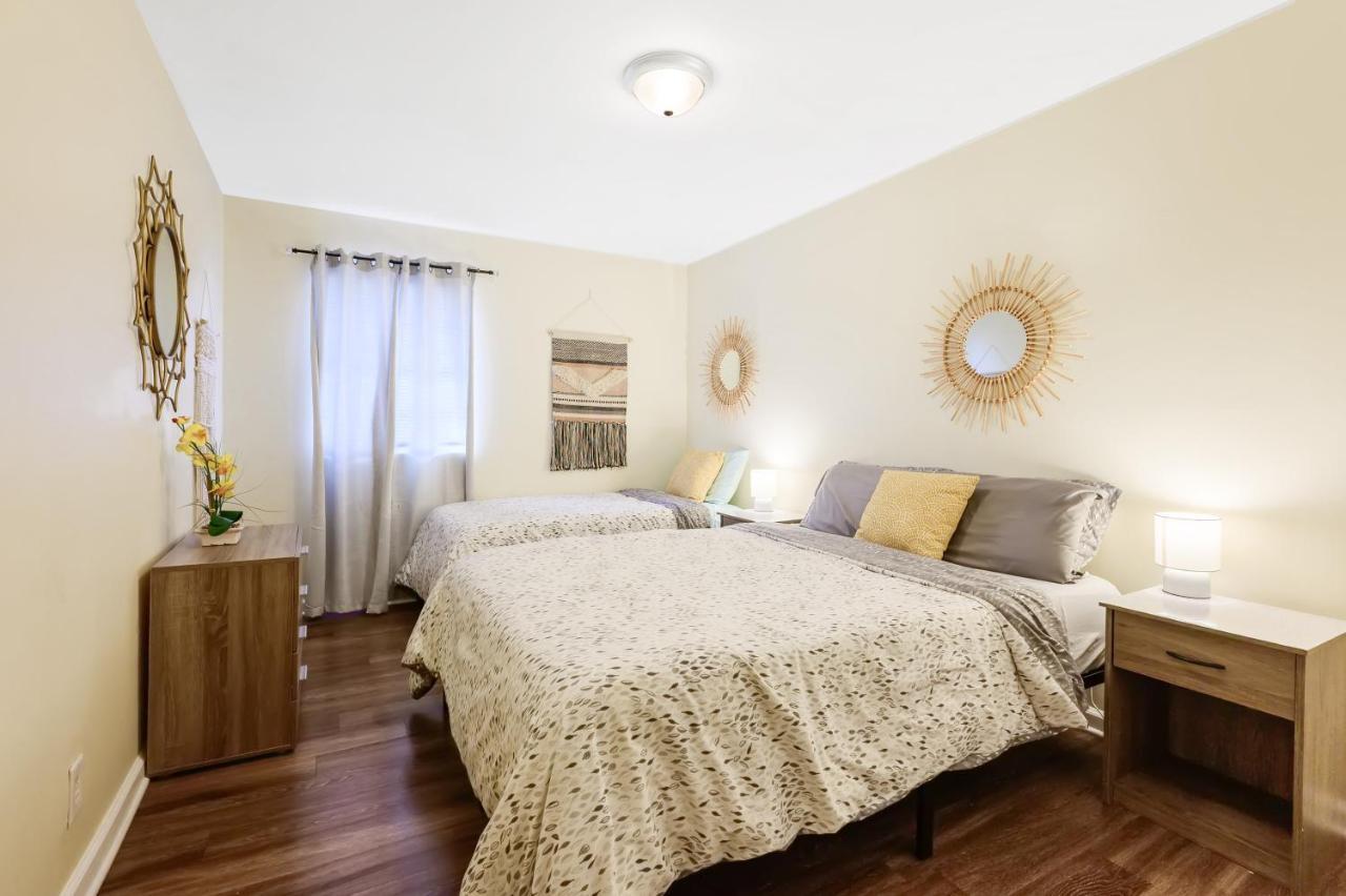 Dapper Digs - King Bed - Long Term - Duke * Durham