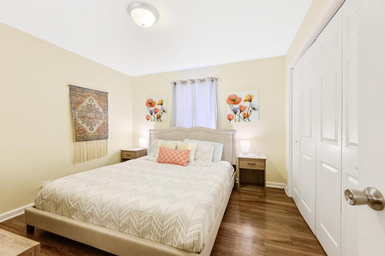 Apartment Dapper Digs - King Bed - Long Term - Duke Durham